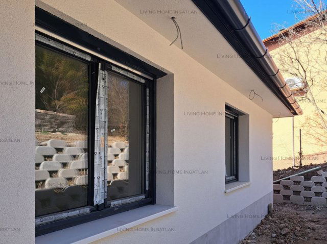 Eladó családi ház, Szentendrén 220 M Ft, 5 szobás