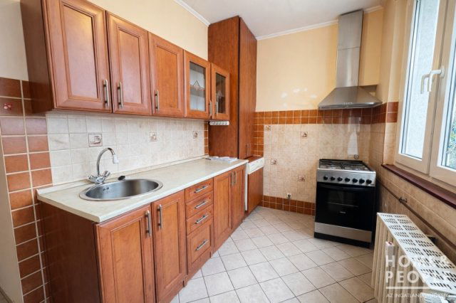 Eladó téglalakás, Szegeden 57.5 M Ft, 3 szobás