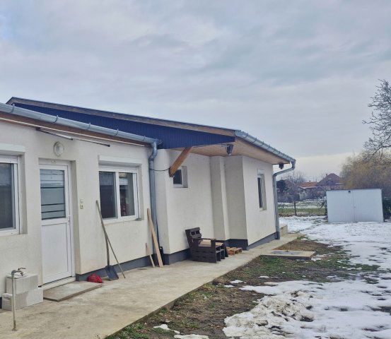 Eladó ikerház, Üllőn 65 M Ft, 2+1 szobás / költözzbe.hu