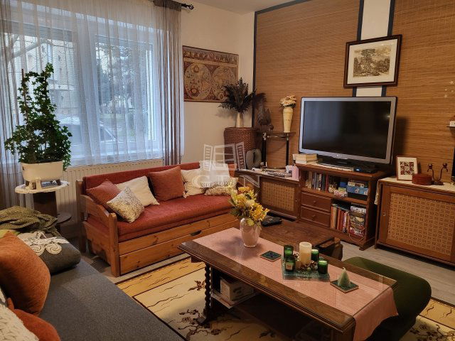 Eladó téglalakás, Szombathelyen 71.9 M Ft, 3 szobás