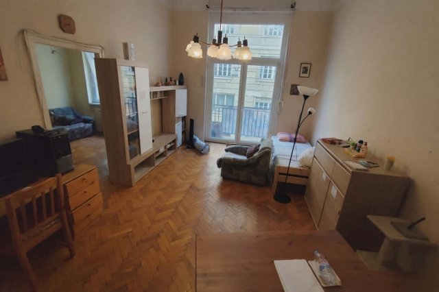 Eladó téglalakás, Budapesten, V. kerületben, Falk Miksa utcában