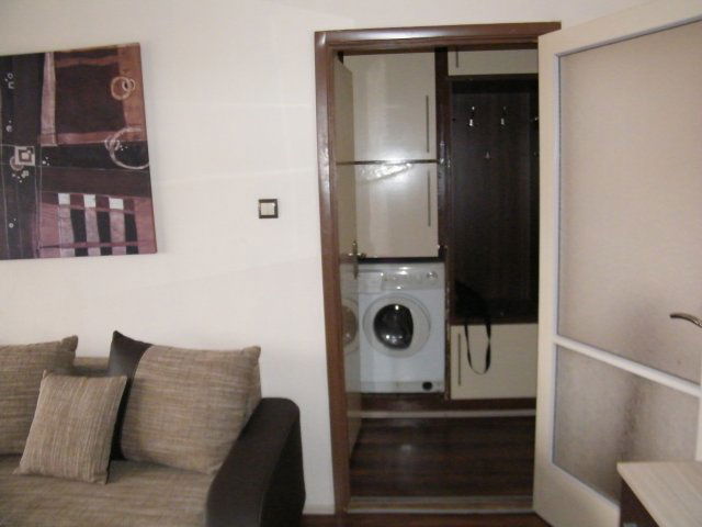 Kiadó panellakás, albérlet, Pápán, Képző utcában, 1 szobás