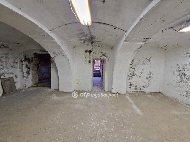 Eladó üzlethelyiség, Szegeden 17.6 M Ft / költözzbe.hu