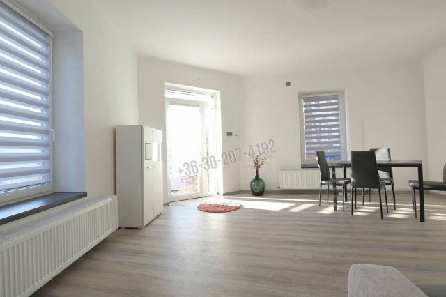 Kiadó téglalakás, albérlet, Szegeden 250 E Ft / hó, 2 szobás