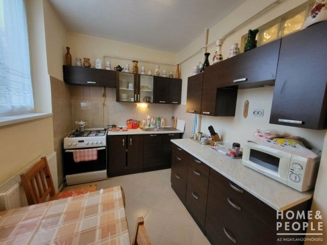 Eladó téglalakás, Szegeden 52.5 M Ft, 2 szobás