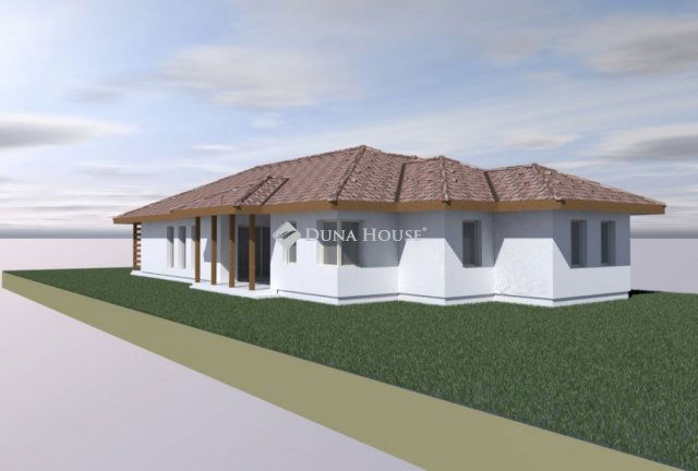 Eladó családi ház, Szentkirályon 55.99 M Ft, 4 szobás