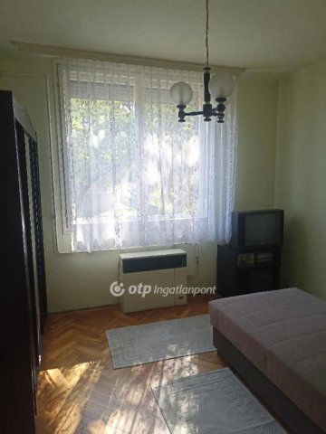 Eladó téglalakás, Budapesten, XIV. kerületben 62.99 M Ft