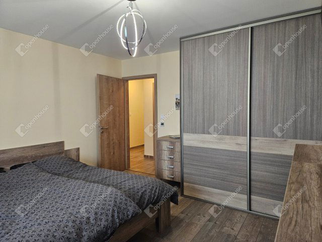 Eladó családi ház, Mezőörsön 119 M Ft, 2 szobás