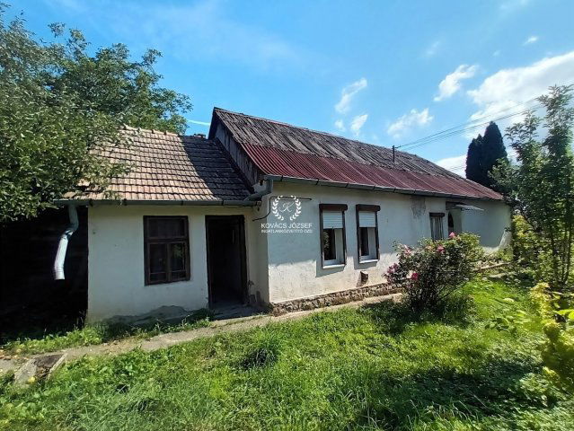 Eladó családi ház, Lénárddarócon 7.5 M Ft, 2 szobás