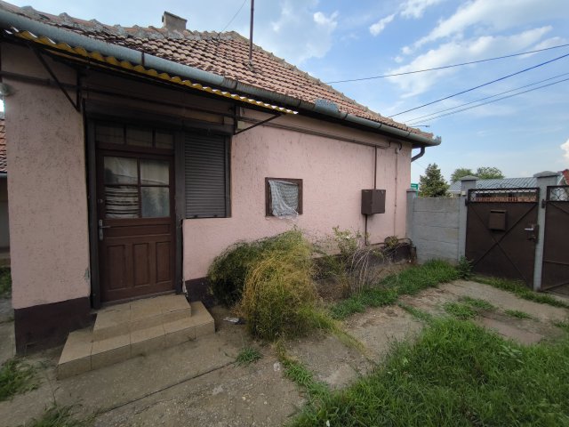 Eladó családi ház, Pocsajon 14.8 M Ft, 2 szobás