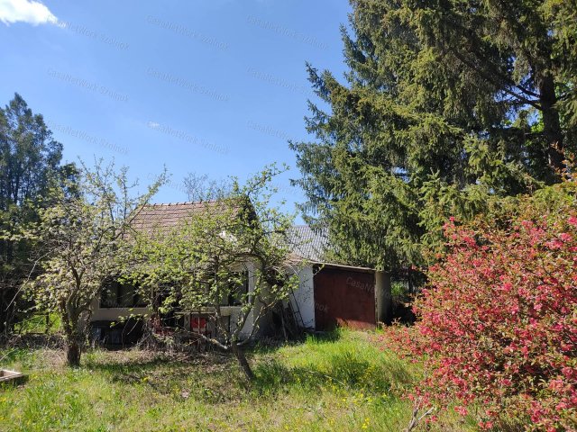 Eladó nyaraló, Tápiószentmártonon 11.5 M Ft, 1+1 szobás