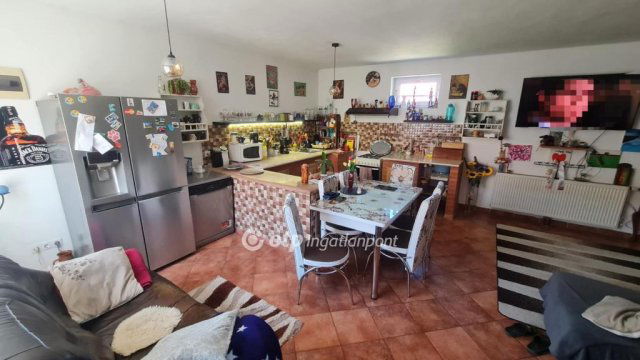 Eladó családi ház, Egerszalókon 91.5 M Ft, 5 szobás