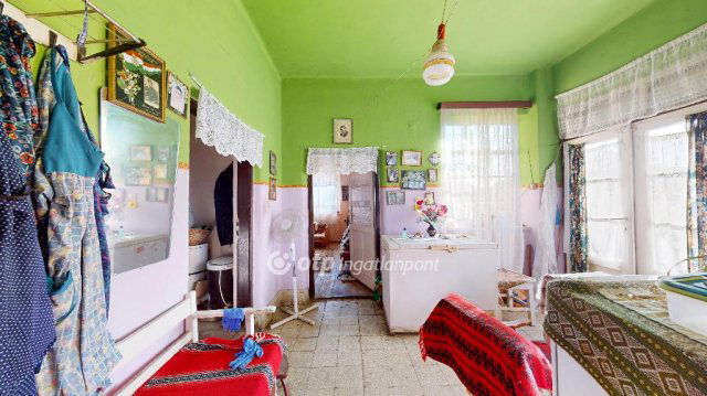 Eladó családi ház, Nyírkarászon 11.5 M Ft, 1 szobás