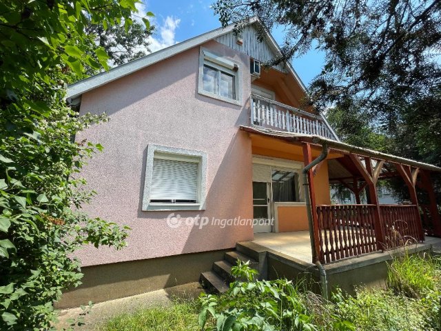 Eladó családi ház, Gárdonyban 94.5 M Ft, 3+1 szobás