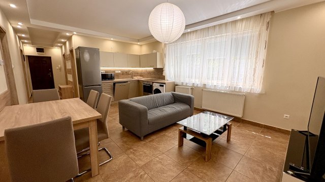Kiadó téglalakás, albérlet, Debrecenben 400 E Ft / hó, 3 szobás