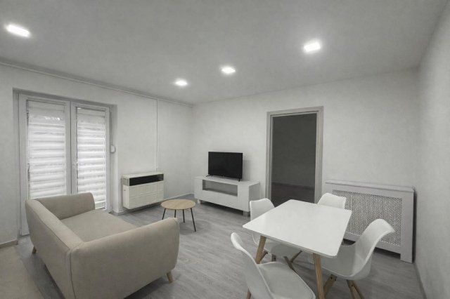 Eladó téglalakás, Komlón 35.9 M Ft, 2 szobás