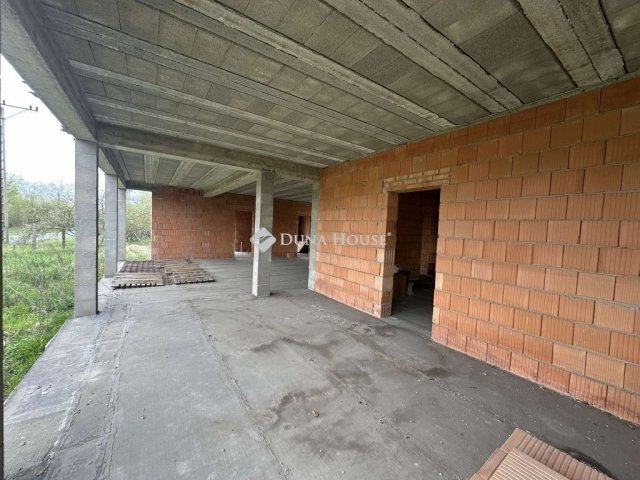 Eladó családi ház, Albertirsán 115 M Ft, 7 szobás