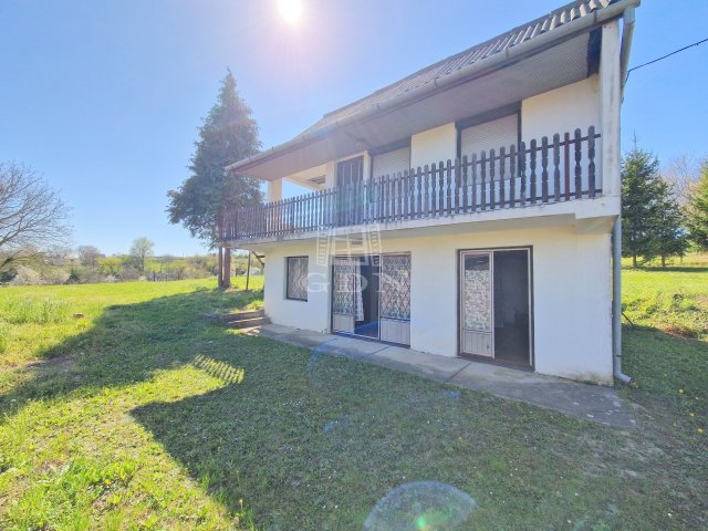 Eladó nyaraló, Zalakaroson 31 M Ft, 2+1 szobás