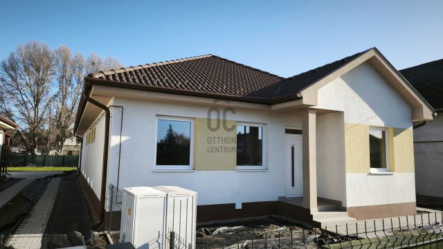 Eladó családi ház, Debrecenben 135 M Ft, 5 szobás