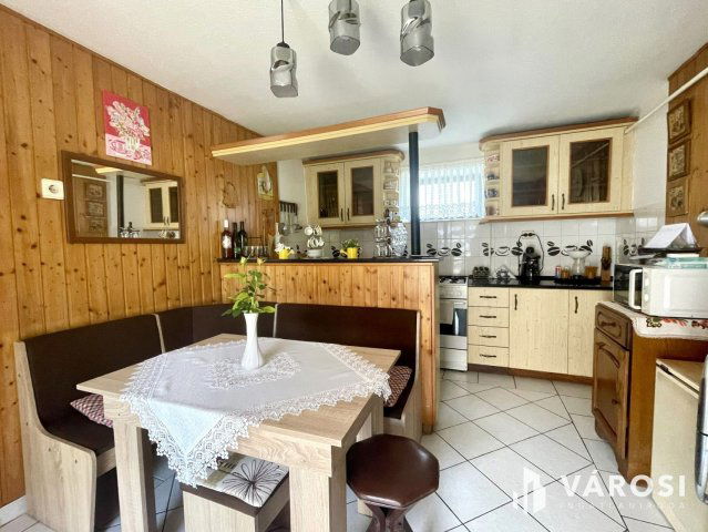 Eladó családi ház, Enyingen 37 M Ft, 3 szobás