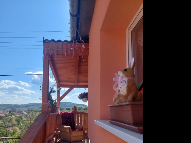 Eladó családi ház, Sárisápon 72.5 M Ft, 3 szobás