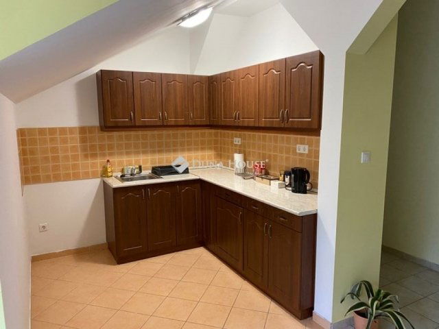 Eladó iroda, Kisteleken 135 M Ft / költözzbe.hu