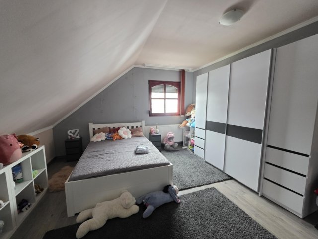 Eladó ikerház, Kozármislenyen 149.5 M Ft, 5 szobás