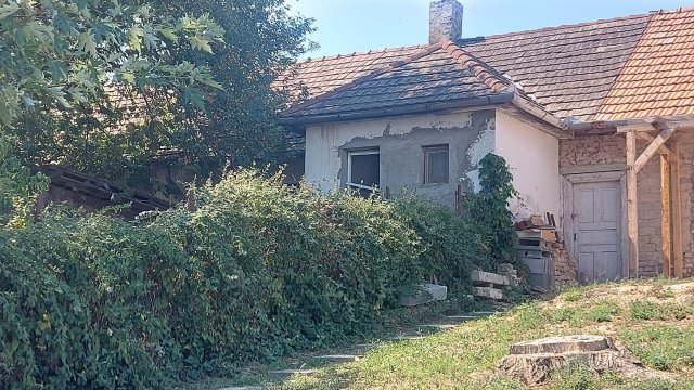 Eladó sorház, Kaposváron, Tinódi utcában 11.99 M Ft, 2 szobás