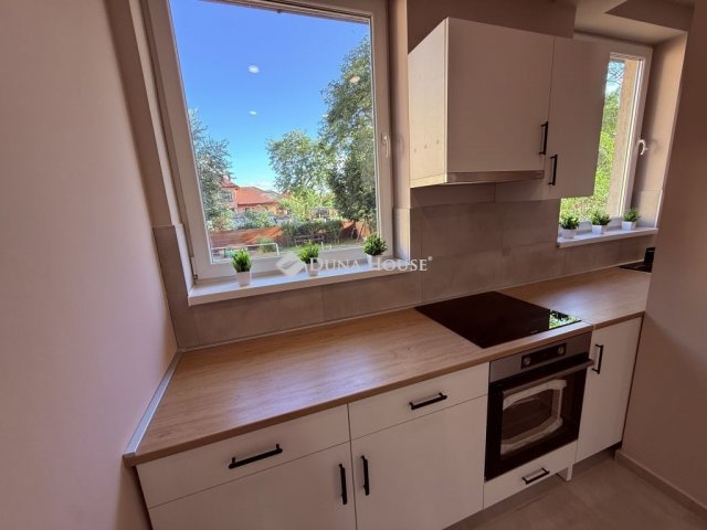 Eladó családi ház, Debrecenben 104.9 M Ft, 5 szobás