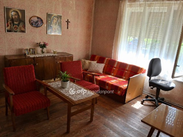 Eladó családi ház, Lovásziban 30 M Ft, 3 szobás