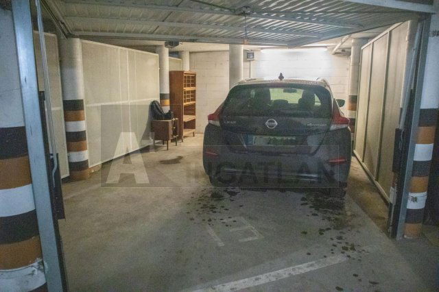 Eladó garázs, Szegeden 8 M Ft / költözzbe.hu