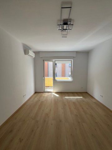 Eladó téglalakás, Budapesten, IX. kerületben 83.9 M Ft, 2 szobás