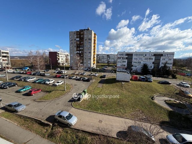 Eladó panellakás, Bátonyterenyén 15.9 M Ft, 2 szobás