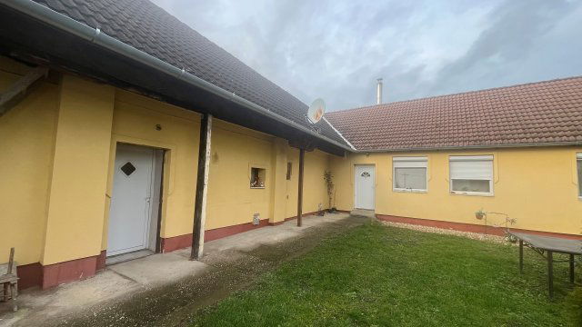Eladó családi ház, Táplánszentkereszten 57 M Ft, 3+3 szobás