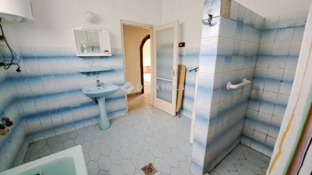 Eladó családi ház, Monorierdőn 62.9 M Ft, 4 szobás