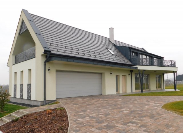 Eladó családi ház, Cserszegtomajon 232.865 M Ft, 5 szobás