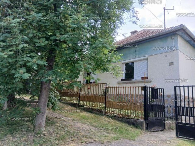 Eladó családi ház, Nagykovácsiban 113 M Ft, 2 szobás