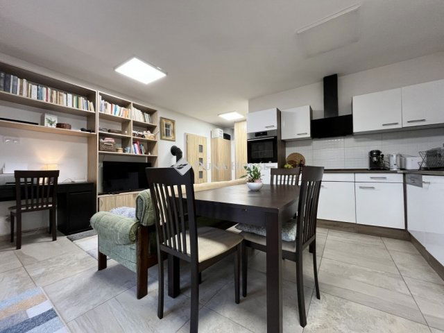 Eladó családi ház, Városlődön 51.9 M Ft, 1+2 szobás