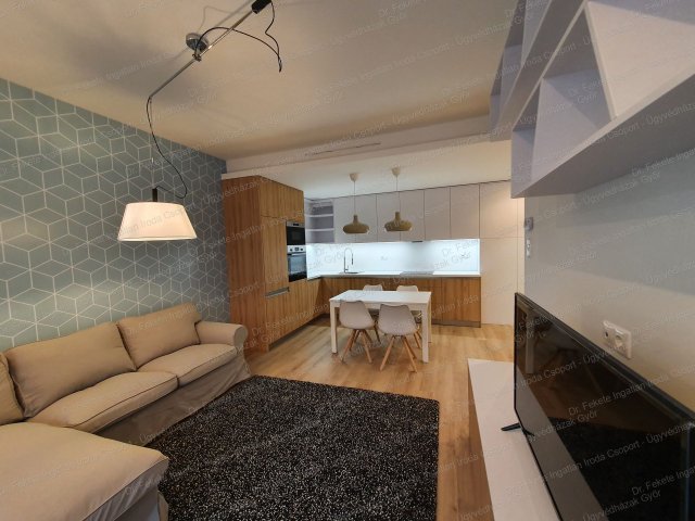 Kiadó téglalakás, albérlet, Győrött 195 E Ft / hó, 2 szobás