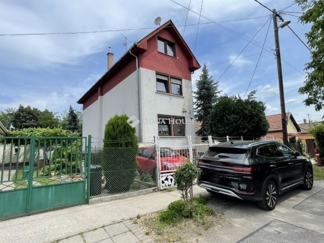 Eladó családi ház, Budapesten, XVIII. kerületben 95 M Ft