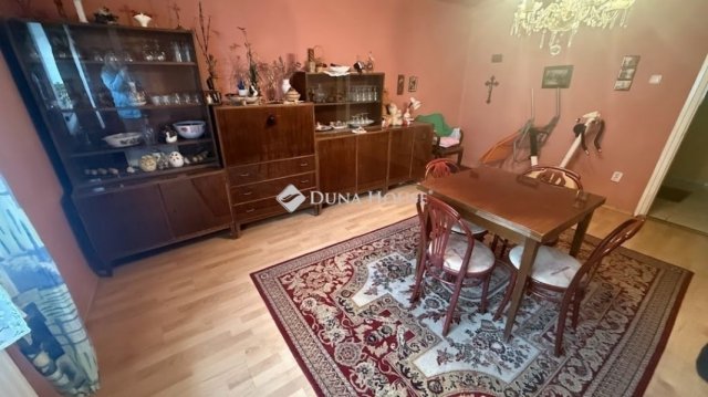 Eladó családi ház, Szombathelyen 85.9 M Ft, 5 szobás