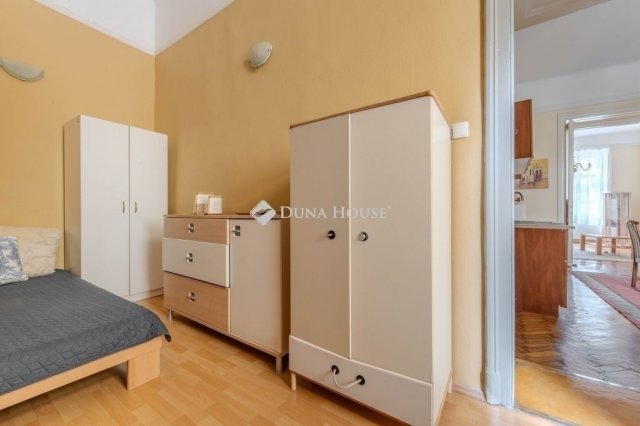 Eladó téglalakás, Budapesten, VIII. kerületben 139 M Ft