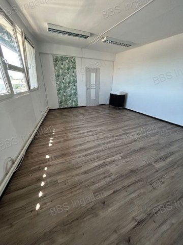 Eladó iroda, Veszprémben 32.4 M Ft, 2 szobás