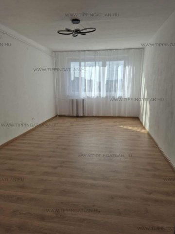 Eladó panellakás, Budapesten, III. kerületben 75.3 M Ft