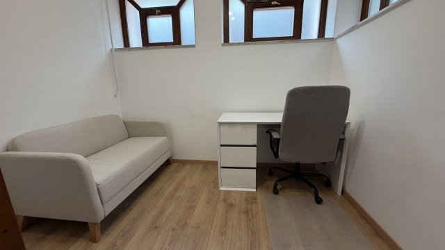 Kiadó iroda, Debrecenben 160 E Ft / hó, 1 szobás