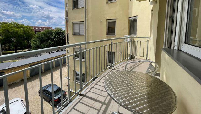 Kiadó téglalakás, albérlet, Debrecenben 220 E Ft / hó, 2 szobás