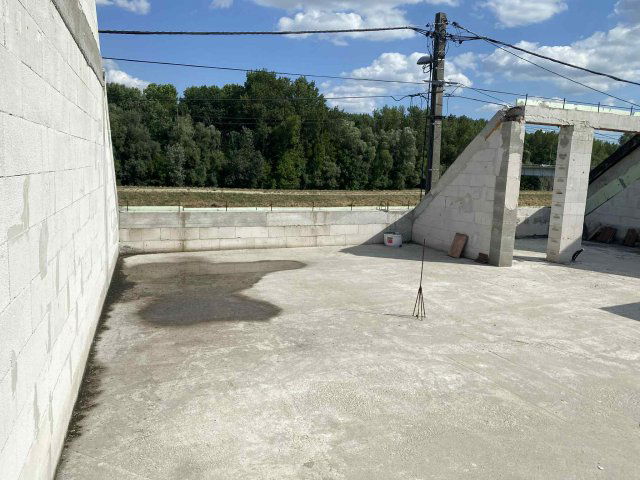 Eladó családi ház, Győrött 89.99 M Ft, 5 szobás
