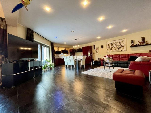 Eladó családi ház, Balatonfüreden 410 M Ft, 4 szobás