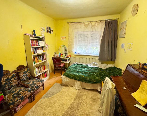 Eladó családi ház, Mendén 56.9 M Ft, 4 szobás