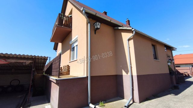 Eladó családi ház, Zagyvaszántón 61.9 M Ft, 4 szobás